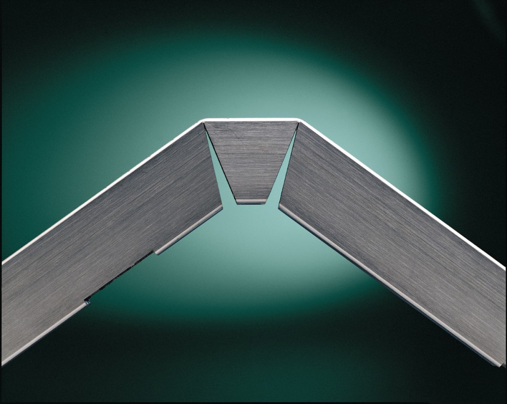 3D laser Tube cutting machines 5axis laser tube cutting machines